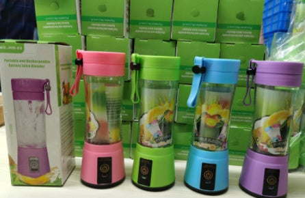 Portable USB Blender – Rechargeable Mini Smoothie Maker